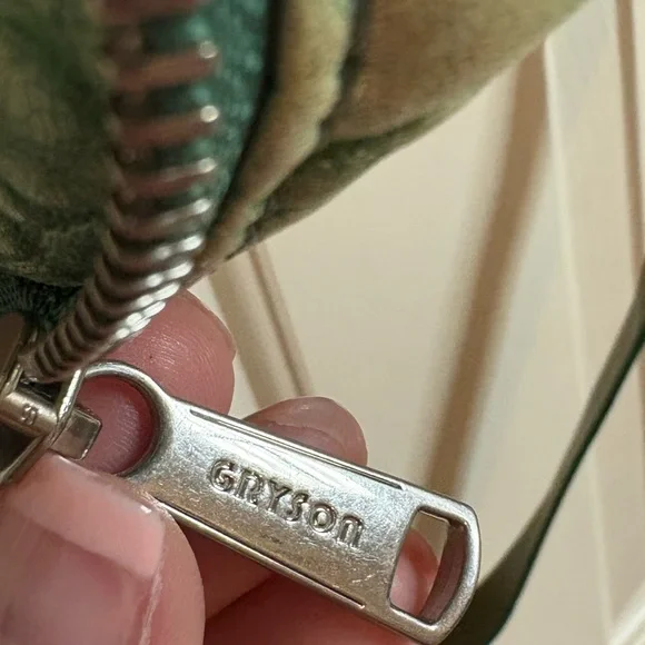 RARE Joy GRYSON Pebbled Leather Green Crossbody Purse - Picture 4 of 6